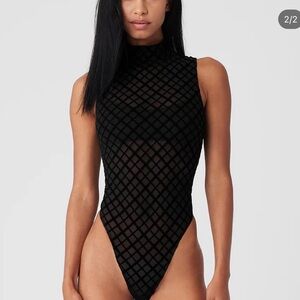 Alo yoga bodysuit